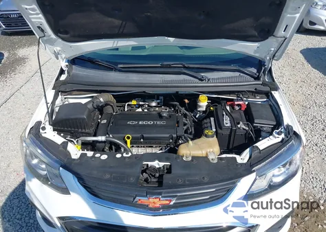 2017 Chevrolet Sonic Lt Auto z USA, uszkodzony, nr VIN 1G1JG6SHXH4158767